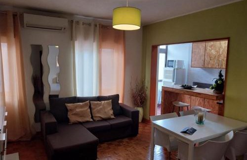 Seia Apartamento | Huge 3 Bedrooms Balcony Flat for 8 pax