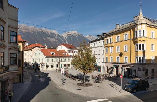 Wilten Apartamento | Huge Apartment in Awesome Location with parking