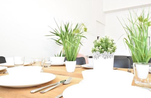 Wilten Apartamento | Huge Apartment in Awesome Location with parking