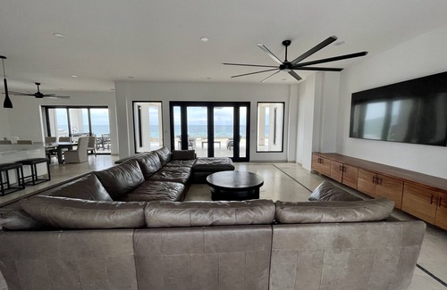 La Ribera Casa | Huge BEACHFRONT HOUSE with heated pool