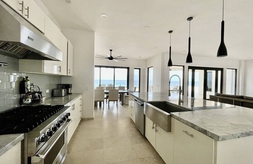 La Ribera Casa | Huge BEACHFRONT HOUSE with heated pool