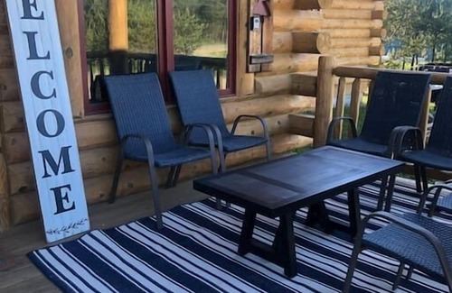 New Lisbon Casa | Huge Cabin near Castle Rock Lake - New Lisbon, WI