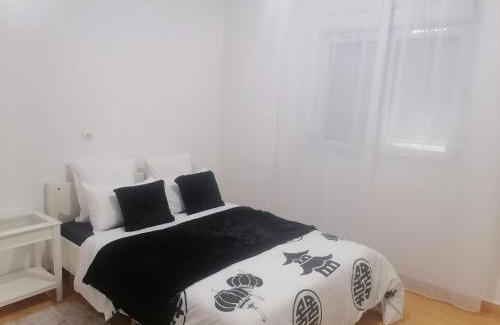 Larache Apartamento | Huge Cozy Apartment