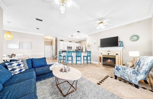 Crystal Shores Casa | Huge Discounts Oct-Dec Dogs ok Golf Cart/Bikes