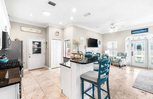 Crystal Shores Casa | Huge Discounts Oct-Dec Dogs ok Golf Cart/Bikes
