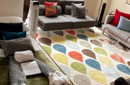 Squire Park Casa | Huge & fun artist's loft - 5 levels!