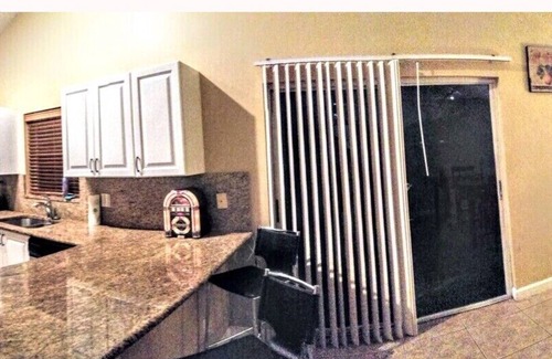 Pembroke Pines Casa | Enorme 5⭐ privado con capacidad para 21+ coche de alquiler gratis! ¡A solo 5 millas del Super Bowl LIV!