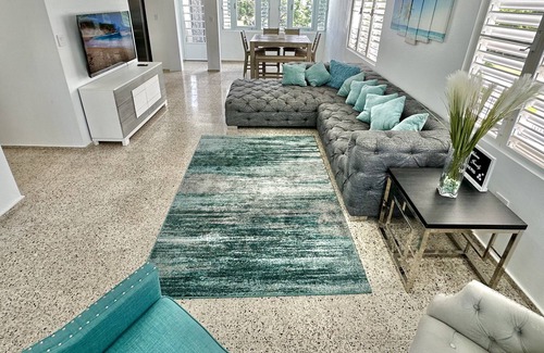 Coto Casa | Huge Home, Renovated 5 Bedrooms, 4 Bathroom, 2 Pools, kitchen near Best Beaches