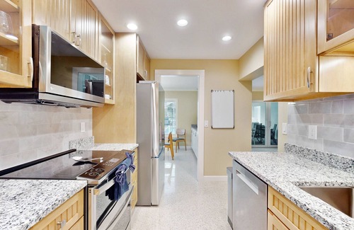 Ringling Estates Casa | Huge Home with Pool, Home Office, & Sunroom | Walk to Lido Beach