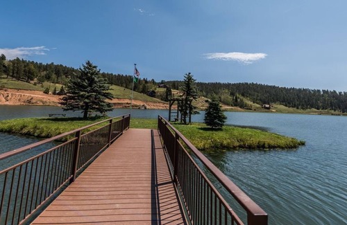 Spring Valley Cabina | ¡Lo mejor de Colorado con montañas, jacuzzi, leña y vistas al agua!