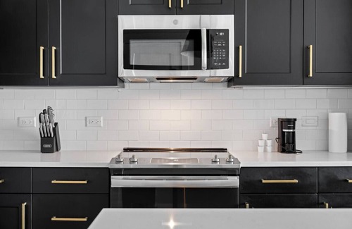 Oakford Park Apartamento | Huge Stylish Apartment in Newest Part of Tampa!