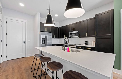 Oakford Park Apartamento | Huge Stylish Apartment in Newest Part of Tampa!