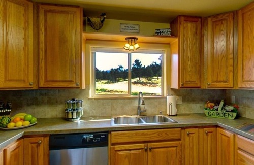 Estes Park Cabaña | Enormes vistas, finca privada de 15 acres, vida silvestre, cabaña multifamiliar cerca de RMNP