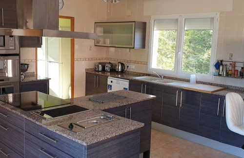 L'Ametlla de Mar Villa | Villa XXL, 13 habitaciones, 8 baños, capacidad para 38 personas.