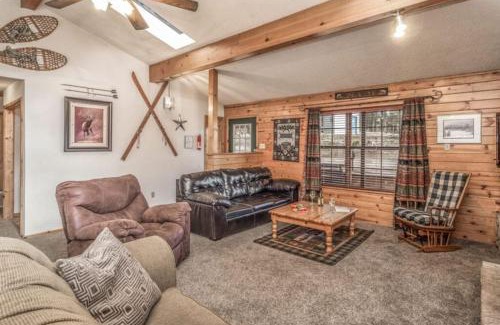 Ruidoso Casa | Hughes, Cabin at Ruidoso, with Forest View