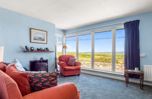 Claddaghduff Casa | Hughs Cottage