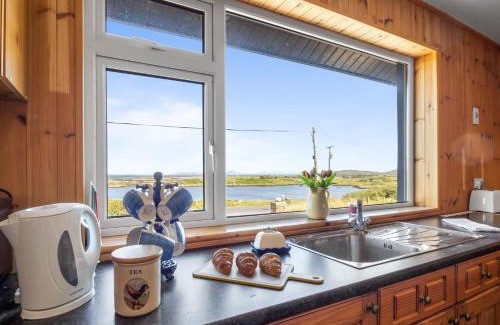 Claddaghduff Casa | Hughs Cottage