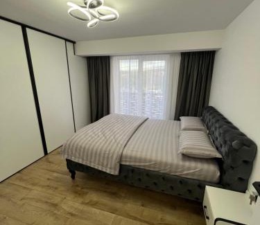 Zalau Apartamento | HUGO House Luxury & Quiet - Free Parking