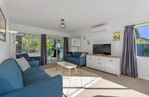 Taupo Casa | Huia Cottage - Taupo Holiday Home