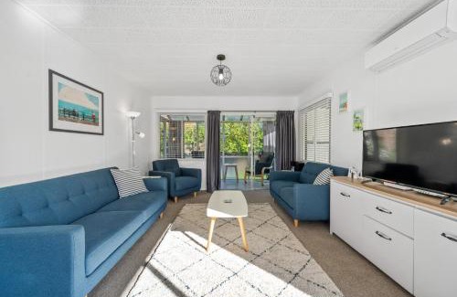 Taupo Casa | Huia Cottage - Taupo Holiday Home