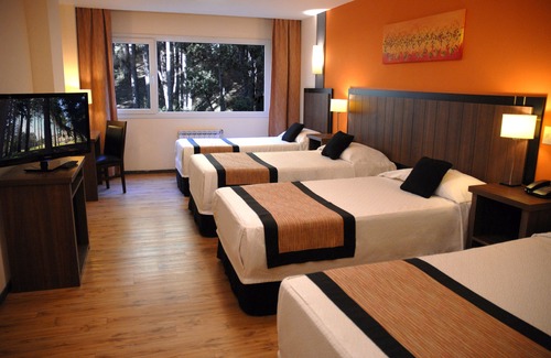 San Carlos de Bariloche Hotel | Huinid Pioneros Hotel