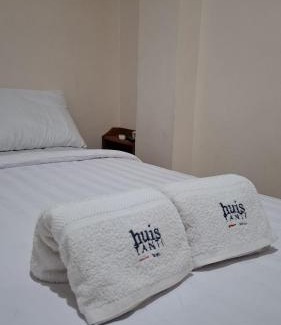 Jember Casa | Huis TANTI Homestay Jember