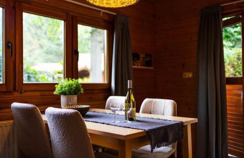 Epe Casa | Huisdiervriendelijk houten huisje in het groen