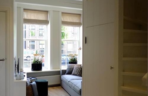 Franeker Casa | Huisje aan de gracht