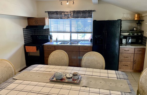 Historic Lahaina Front Street Casa | Hula Beach House Maui