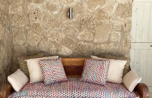 Karsiyaka Villa | Hulya House 5 minutes from the Sea