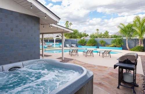 Scottsdale Estates Ten Casa | HUMBLE ABODE: POOL + SPA + PING PONG + FIRE PIT