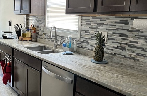 Detroit Casa | Humble home in the heart of Detroit. 15mins from downtown, 10 mins from Ferndale