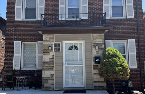 Detroit Casa | Humble home in the heart of Detroit. 15mins from downtown, 10 mins from Ferndale