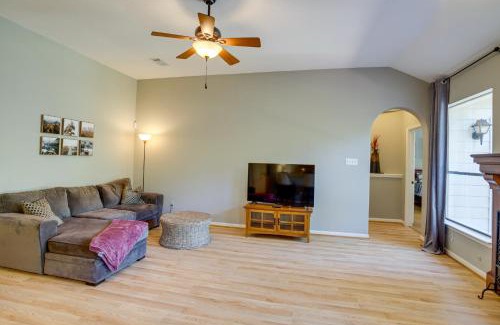 Kingwood Casa | Humble Home with Game Room, Near Deerbrook Mall!