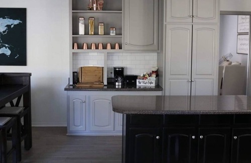 Saint Elmo Casa | Humble House 3 bedroom 2 bath w/outdoor lounge