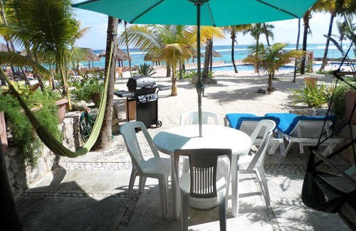 Akumal Apartamento | Humble, Right On The Beach