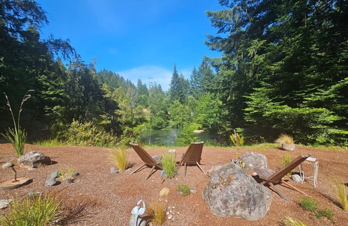 Arcata Cabaña | Humboldt Romantic Rural Hideaway