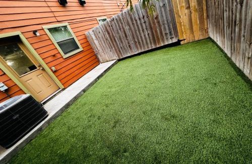 Pharr Apartamento | Hummingbird Haven 3 with Patio