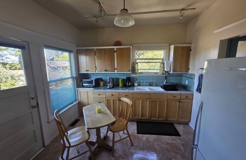 North Berkeley Casa | Hummingbird Hideaway: Steps to Gourmet Ghetto & UC Berkeley