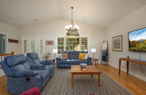 Brevard Casa | Hummingbird Hideaway