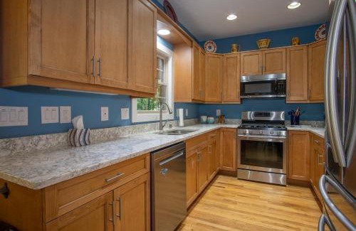 Brevard Casa | Hummingbird Hideaway