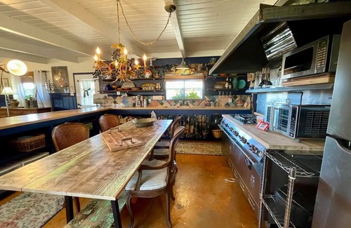 Porterville Otro | Hummingbird Hollow
