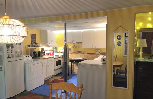Lake Junaluska Apartamento | Hummingbird Suite at Lake Junaluska.