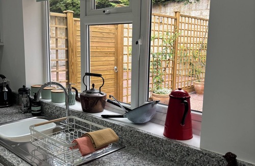 Pett Bottom Casa | Humphrey's cottage at Gorsley Vineyard