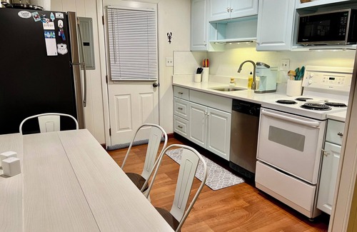 Dennis Port Casa | Hundred Summer Days on the Cape!