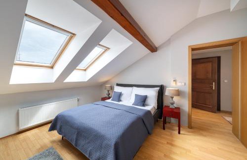 Smichov Apartamento | Hunger Wall Residence
