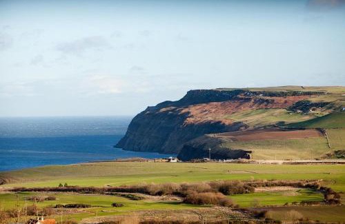 Brotton Hotel | Hunley Golf Club