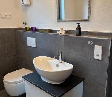 Lingerhahn Casa | HunsrückGlück Ferienhaus am Schinderhannes-Radweg