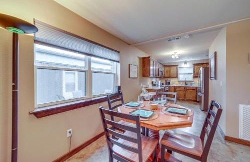Daisy Casa | Hunt, Fish and Enjoy the Outdoors Rural Atoka Home