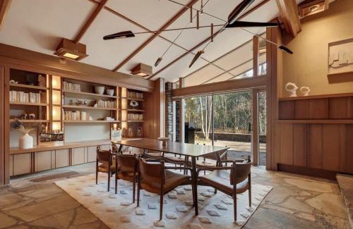 East Memphis Casa | Hunter House - Famous Fay Jones home in Memphis